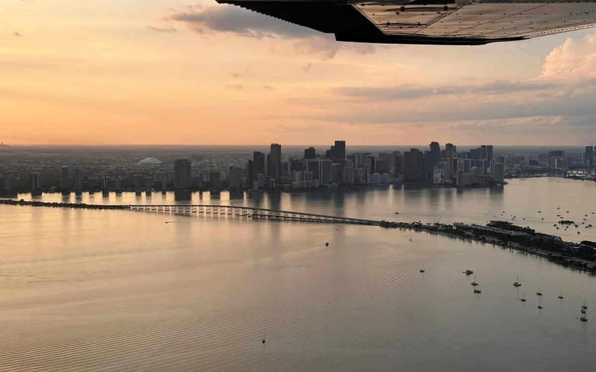 Fisher Island and the turquoise water seen from a helicopter